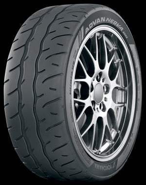 YOKOHAMA ADVAN NEOVA AD09 245/40R18 97W